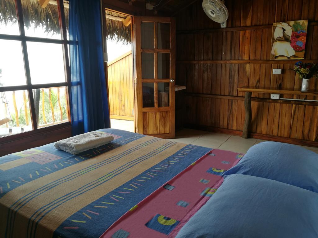 Cocoa Inn Hostal Canoa Extérieur photo
