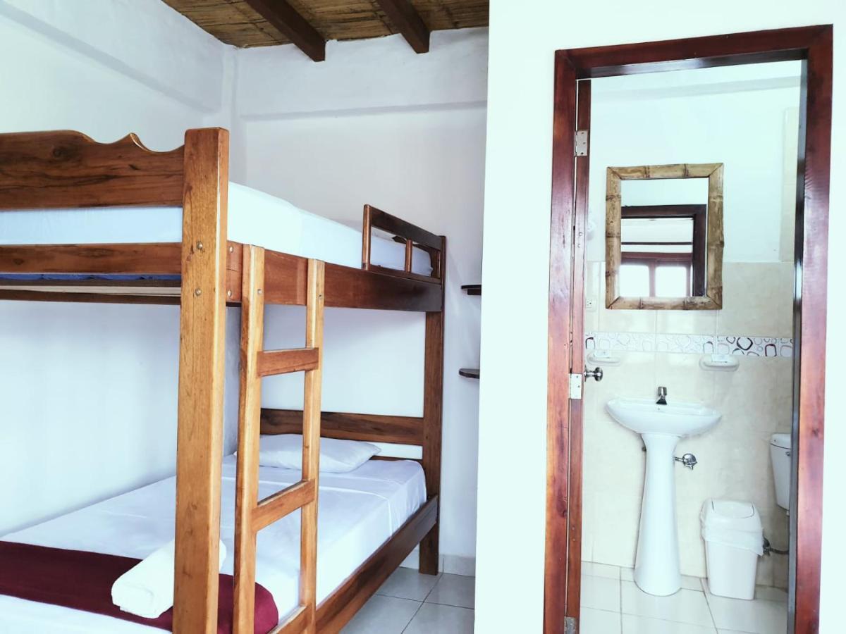 Cocoa Inn Hostal Canoa Extérieur photo
