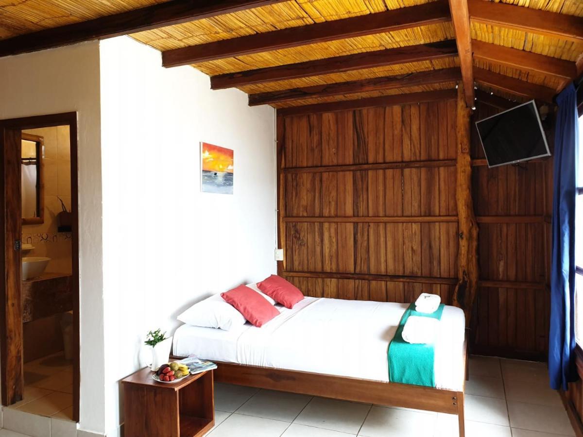 Cocoa Inn Hostal Canoa Extérieur photo